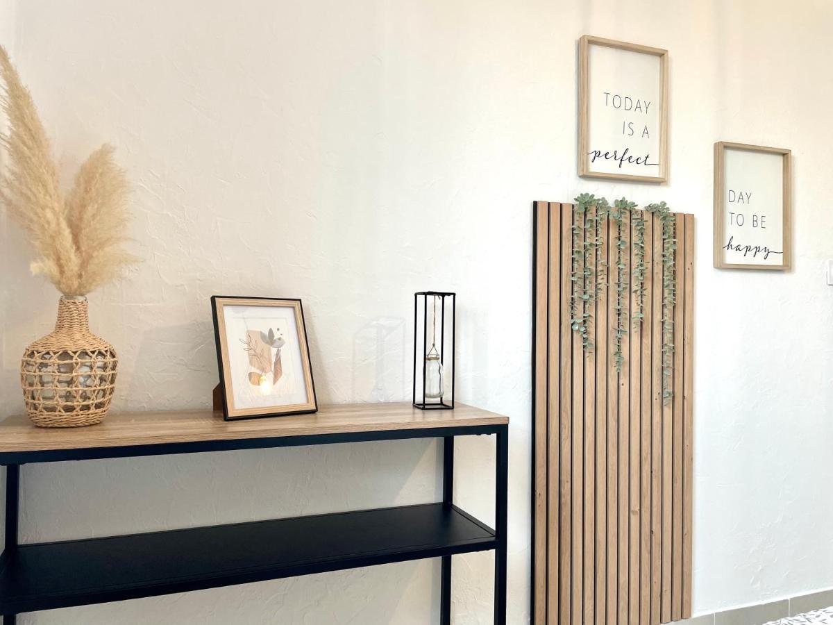Appartement Cosy, Calme, Centre Ville Saint-Raphael (Var) Exterior foto